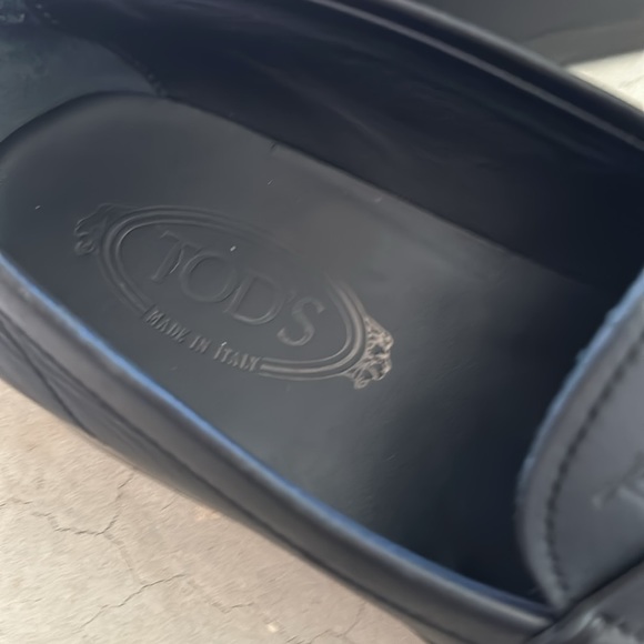 Todds Men - Picture 2 of 2